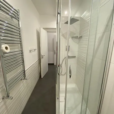 Amuri Room&suite 3*