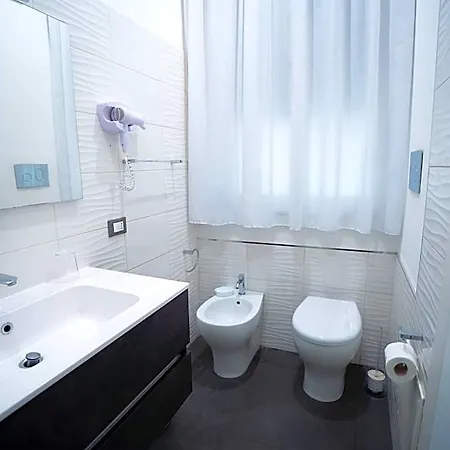 Amuri Room&suite 4*