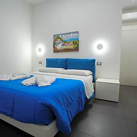 לינה וארוחת בוקר Amuri Room&suite פלרמו