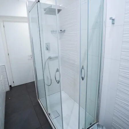 Amuri Room&suite Bed and breakfast 4*